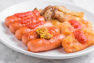 ウインナーソーセージとエリンギ炒め