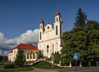Fototapeta na wymiar Church of Saints Peter and Paul in Ivye.Belarus.