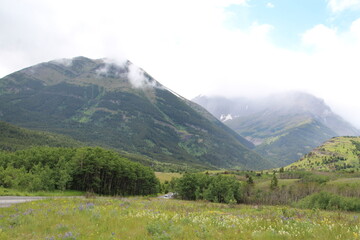 Fototapeta premium Weather Over The Mountains, Waterton Lakes National Park, Alberta