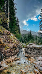 Wasserfälle Triefen in Österreichischen Alpen © Alexej