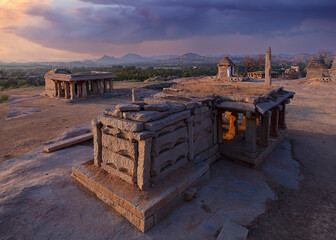 Fototapeta na wymiar Hampi or Hampe, also referred to as the Group of Monuments at Hampi, is a UNESCO World Heritage Site located in east-central Karnataka, India.
