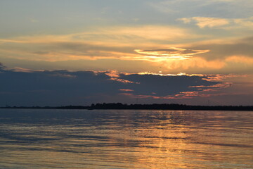 Naklejka premium nature sunset on the amur river beauty summer