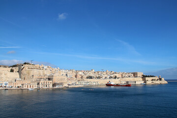 Fototapeta na wymiar valletta and mediterranean littoral in malta 