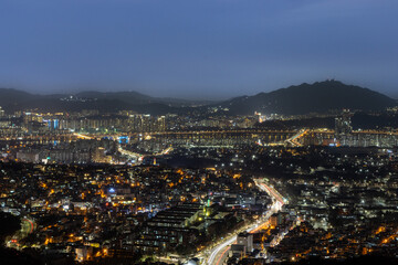 Obraz premium 서울야경 동작대교 방향