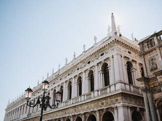 Fototapeta na wymiar architecture in Venice Italy