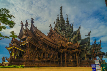 サンクチュアリオブトゥルース（タイ王国チョンブリー県）