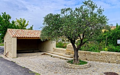 La fontaine et le lavoir, Cairanne, Provence-Alpes-Côte d'Azur, France
