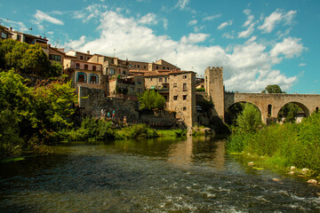 Naklejka premium Besalu