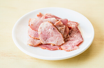 焼肉　タン塩レモン
