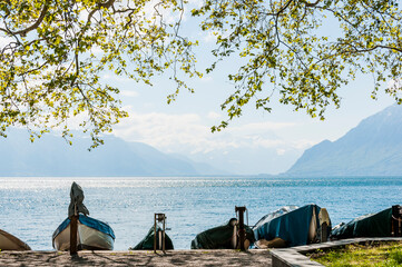 Cully, Seeufer, Boote, Hafen, Lavaux, Genfersee, Weinberge, Dorf, See, Wanderweg,...