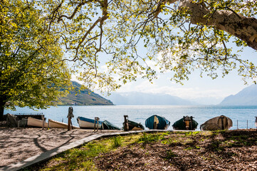 Cully, Seeufer, Boote, Hafen, Lavaux, Genfersee, Weinberge, Dorf, See, Wanderweg,...