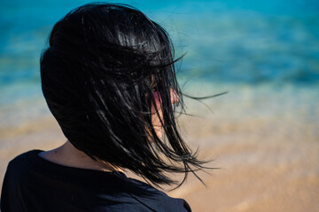 Fototapeta premium Woman tourist relax on the seaside.