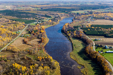 Naklejka premium Fall Colours in Montérégie Quebec Canada