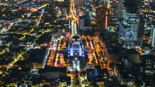 Monumento Revolucion noche drone