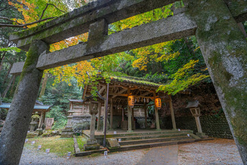 等彌神社