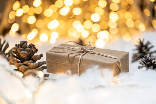 RUSPEPA - Papel para envolver regalos de Navidad, papel rojo y blanco con  hoja metálica brillante, colección de elementos navideños, 4 rollos de 30