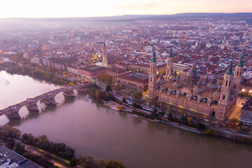 Obraz premium City Zaragoza on dawn. Aerial view. Spain
