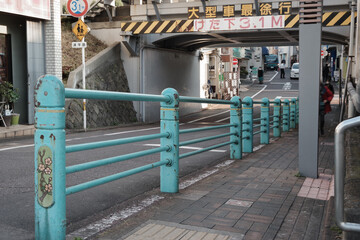 昭和の雰囲気を残す洗足池の商店街へ続く道