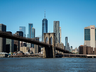 Fototapeta na wymiar The Brooklyn Bridget viewed from Brooklyn on a sunny day in New York City