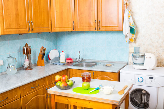 รูปภาพCook-Room – เลือกดูภาพถ่ายสต็อก เวกเตอร์ และวิดีโอ193 | Adobe Stock