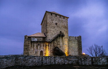 Fototapeta na wymiar old castle in the evening
