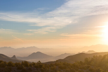 Naklejka premium Mountains on sunset
