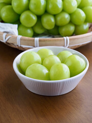 신선한 유기농 과일 샤인 머스켓, 포도 