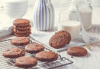 Double chocolate cookies with milk