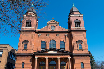 red brick church front in saint paul