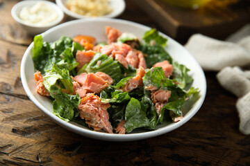 Salad with smoked salmon