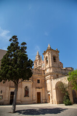 Fototapeta na wymiar Old church on the island of malta