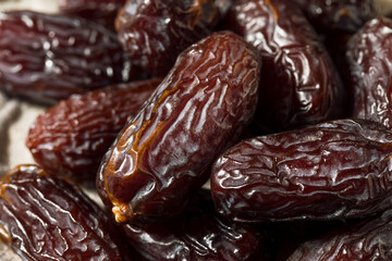 Organic Raw Dry Dates