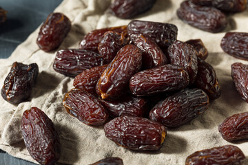 Organic Raw Dry Dates