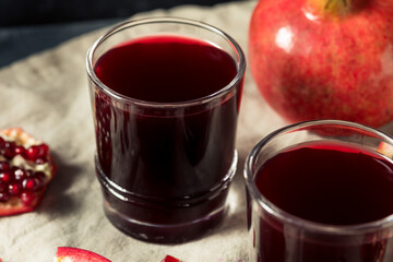 Raw Organic Red Pomegranate Juice