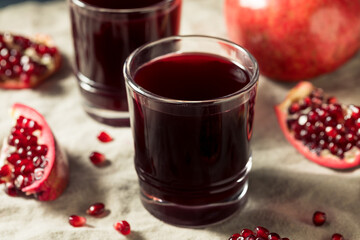 Raw Organic Red Pomegranate Juice