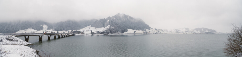 Sihlsee im Winter, Kanton Schwyz, Schweiz
