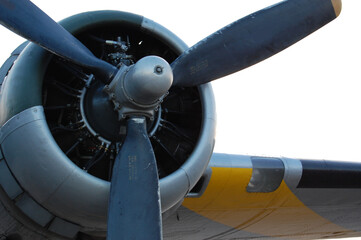 Fototapeta na wymiar B17 radial engine with propeller