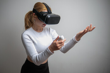 woman looking at her virtual body with vr glasses