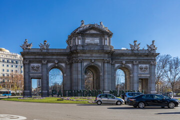 Fototapeta premium Puerta de Alcalá, Madri, Espanha.