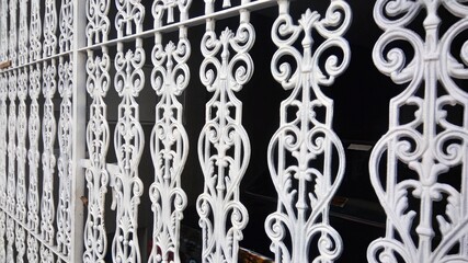 Padrão em um portão de metal