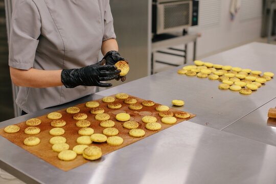 Anonymous baked making macaroons