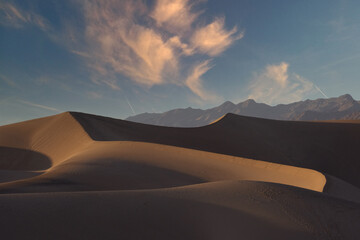 Fototapeta na wymiar california dessert dunes 