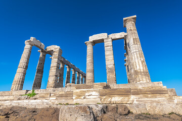 Fototapeta premium The Temple of Poseidon in the morning sun