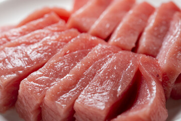 新鮮で美味しいマグロの切り身