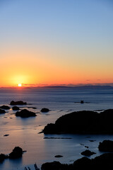Fototapeta premium 石岳展望台から見た九十九島の夕日 長崎県佐世保市 Sunset on Kujukushima seen from Ishidake Observatory. Nagaki-ken Sasebo city