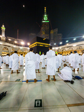 Pilgrims Around The Kaaba, The Hajj, Mekka (Mecca)