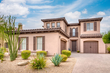Sunny Beautiful southwestern home