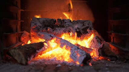 Romantice Fireplace with Burning Logs Flames and Cracking Fire Sound Noise Warming up Cozy Home