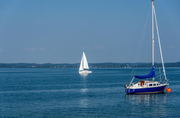 Obraz premium Segelboote auf dem See