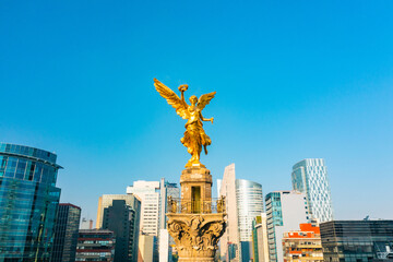 Angel de la independencia in Mexico City  - obrazy, fototapety, plakaty